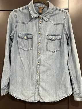 Bit & Bridle Blue Denim Shirt with Brown Tag Detail